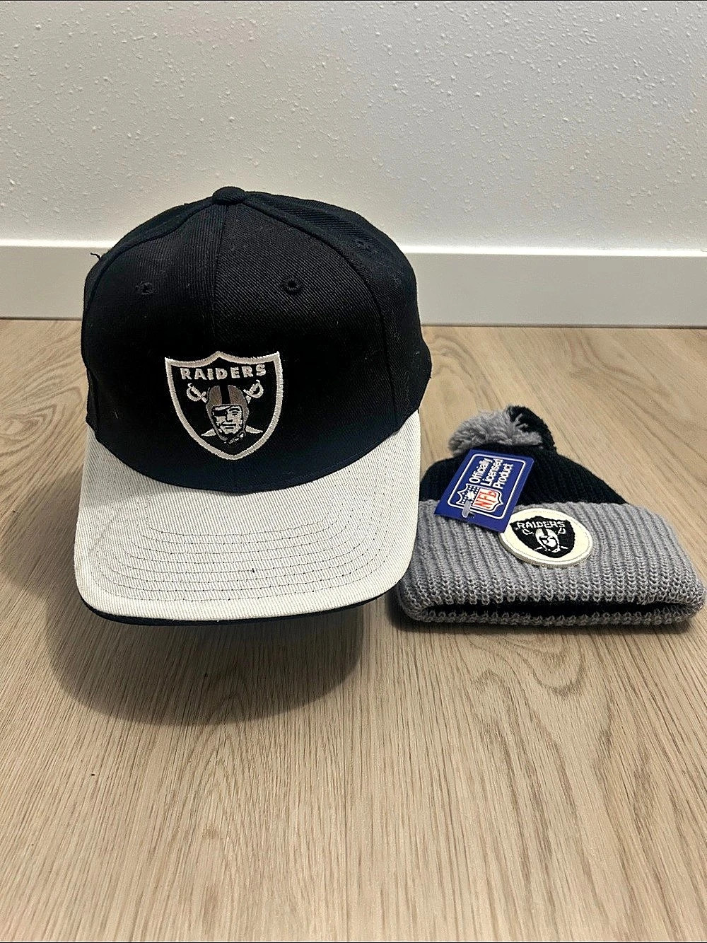 Vintage SS Oakland LA LV Raiders strapback Hat & NWT Beanie black/grey BUNDLE